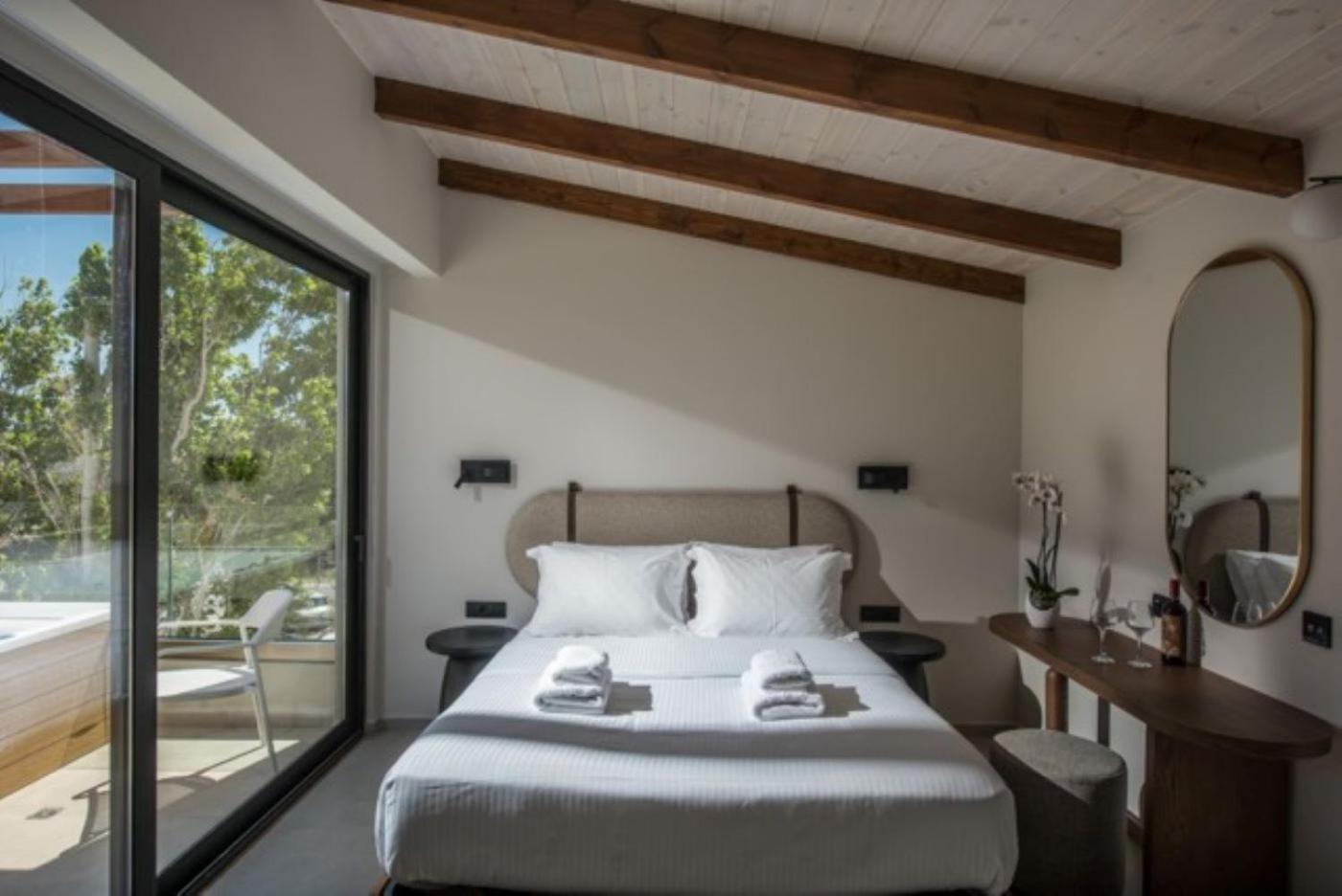 Vaya Suites By Omilos Hotels Amoudara  Exterior photo